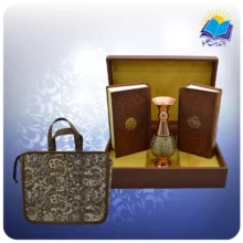 قرآن و نهج البلاغه پالتويی چرم با گلدان خاتم 16 با ساک ترمه هدیه (كد 90200)