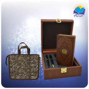 صحیفه سجادیه پالتویی چرم با خودکار و روان نویس با ساک ترمه هدیه(كد 90213)