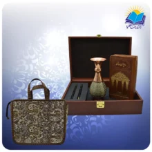 حافظ پالتویی چرم با گلدان خاتم و خودکار و روان نویس با ساک ترمه هدیه (كد 90216)