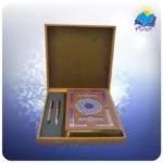 قرآن وزیری چرم با خودکار و روان نویس طرحدار (کد 90248)