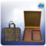 ست قرآن پالتويی با كيف و جاكارتی و جاسوييچی چرم با ساک ترمه هدیه (كد 90261)