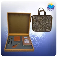 ست حافظ پالتويی با جاكارتی و جاسوييچی چرم طبيعی و خودكار و روان نويس (كد 90262)