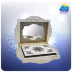 قرآن وزیری جعبه دار سفید طرح صدف با آینه با ساک ترمه هدیه (كد 110148) - Image 4