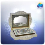 قرآن وزیری عطری جعبه دار سفید طرح صدف با آینه بدون ترجمه با ساک ترمه هدیه (كد 140377) - Image 2