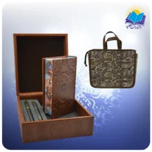 شاهنامه پالتویی چرم با خودكار و روان نویس با ساک ترمه هدیه (کد90289)