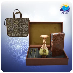 شاهنامه پالتویی چرم با گلدان خاتم 16 و خودكار و روان نویس با ساک ترمه هدیه (كد90293)